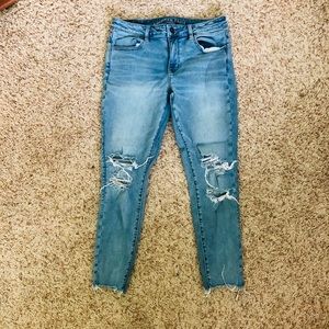 AE Super Stretch Distressed High Rise Jegging